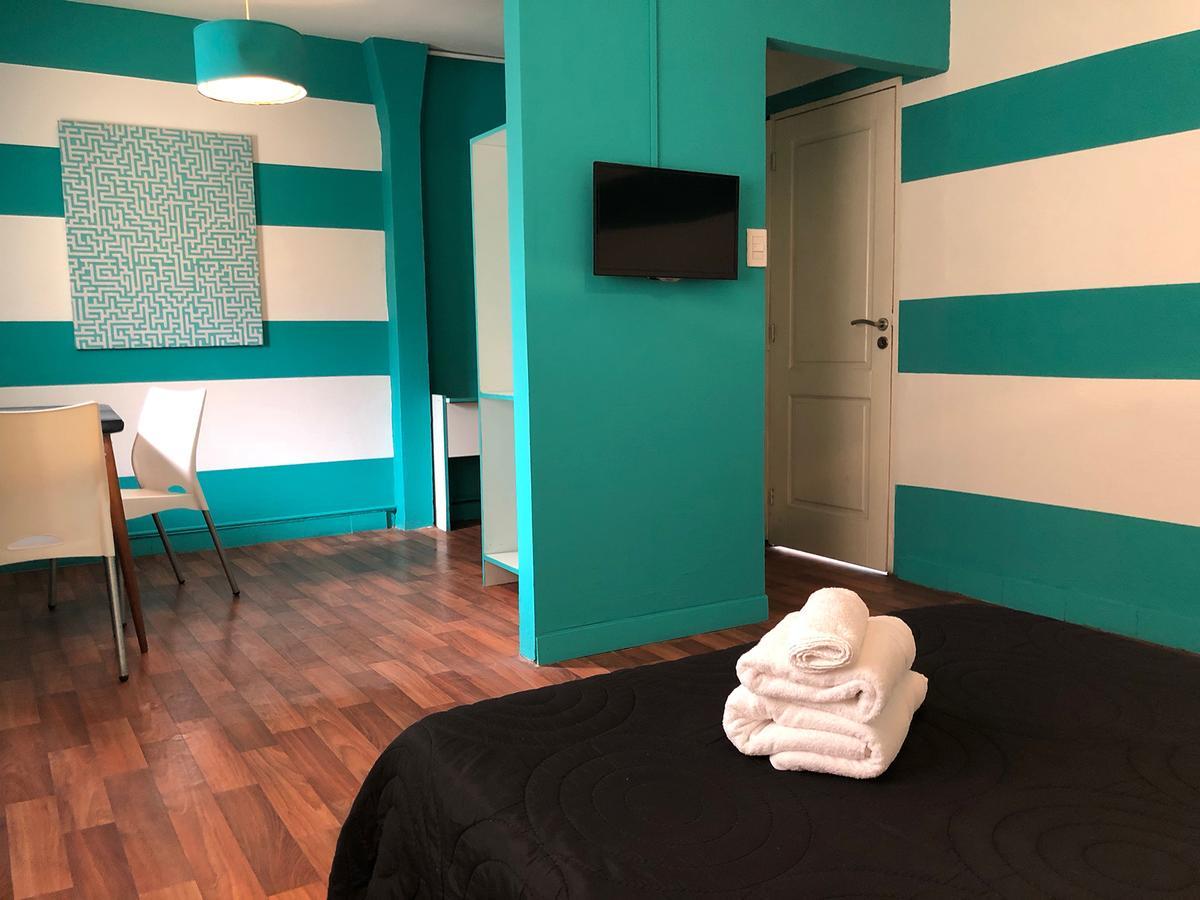 Defensa 821 Bed And Breakfast Buenos Aires Dış mekan fotoğraf